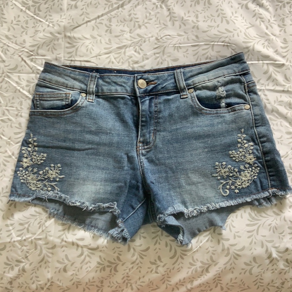Altar’d State jean shorts with embroidered flowers